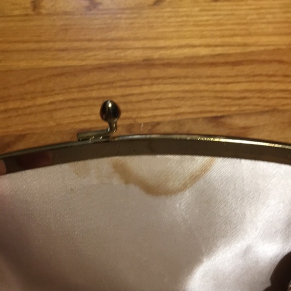 Vintage Gold Clutch with Chain - Picture 5 of 7